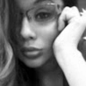 Meet your Posher, Abigail